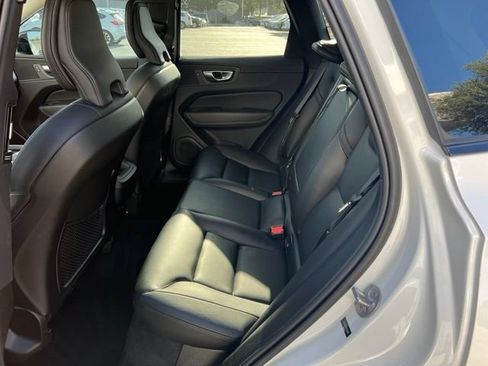 Certified 2024 Volvo XC60 B5 Core w/ Protection Package Premier AWD/4WD image 24