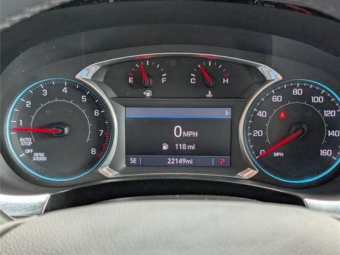 Used 2023 Chevrolet Traverse LT AWD/4WD image 33