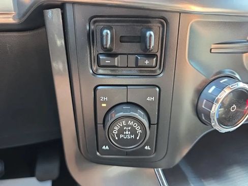 Used 2022 Ford F150 Lariat w/ Equipment Group 502A High AWD/4WD image 33