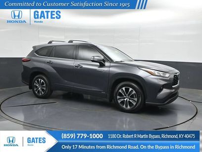 Used 2020 Toyota Highlander XLE