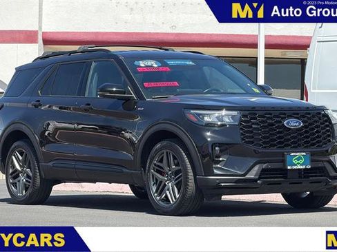 Used 2025 Ford Explorer ST-Line w/ ST-Line Street Pack AWD/4WD image 1