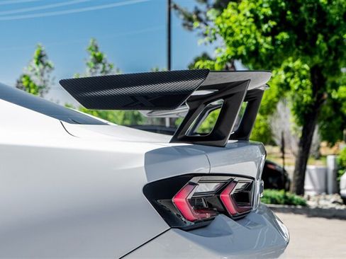Used 2021 Chevrolet Camaro ZL1 RWD image 13