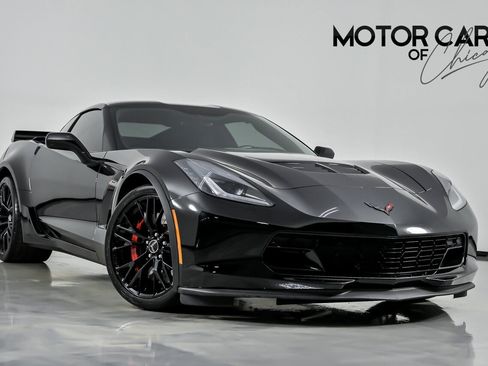 Used 2015 Chevrolet Corvette Z06 w/ 3LZ Preferred Equipment Group image 1