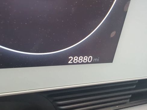 Used 2023 Hyundai Ioniq 5 Limited image 6