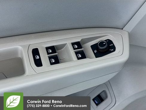 Used 2019 Volkswagen Atlas SE w/ Towing Package AWD/4WD image 17