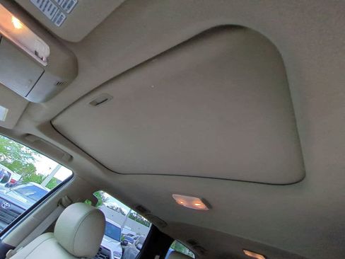 Used 2014 Toyota Sequoia SR5 w/ Premium Package AWD/4WD image 20