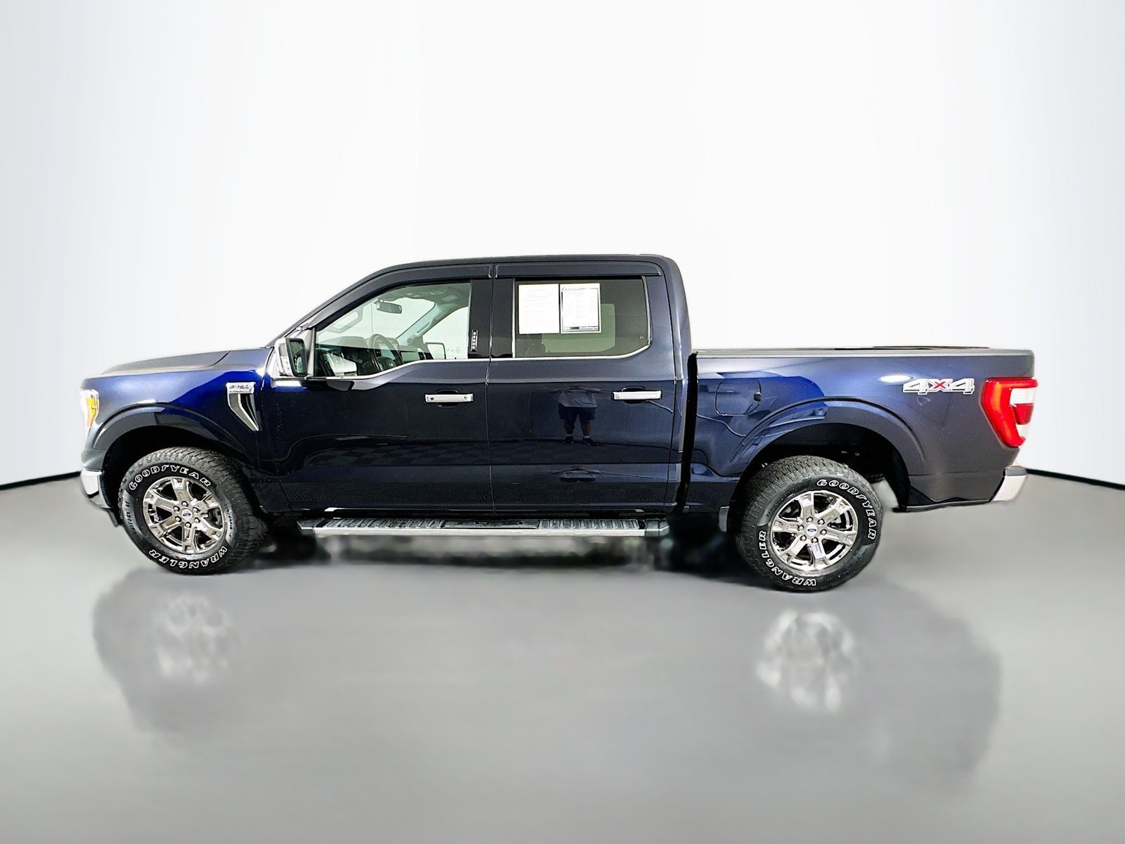 Used 2021 Ford F150 Lariat AWD/4WD image 4