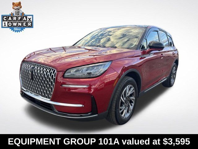 Used 2023 Lincoln Corsair AWD w/ Equipment Group 101A image 3