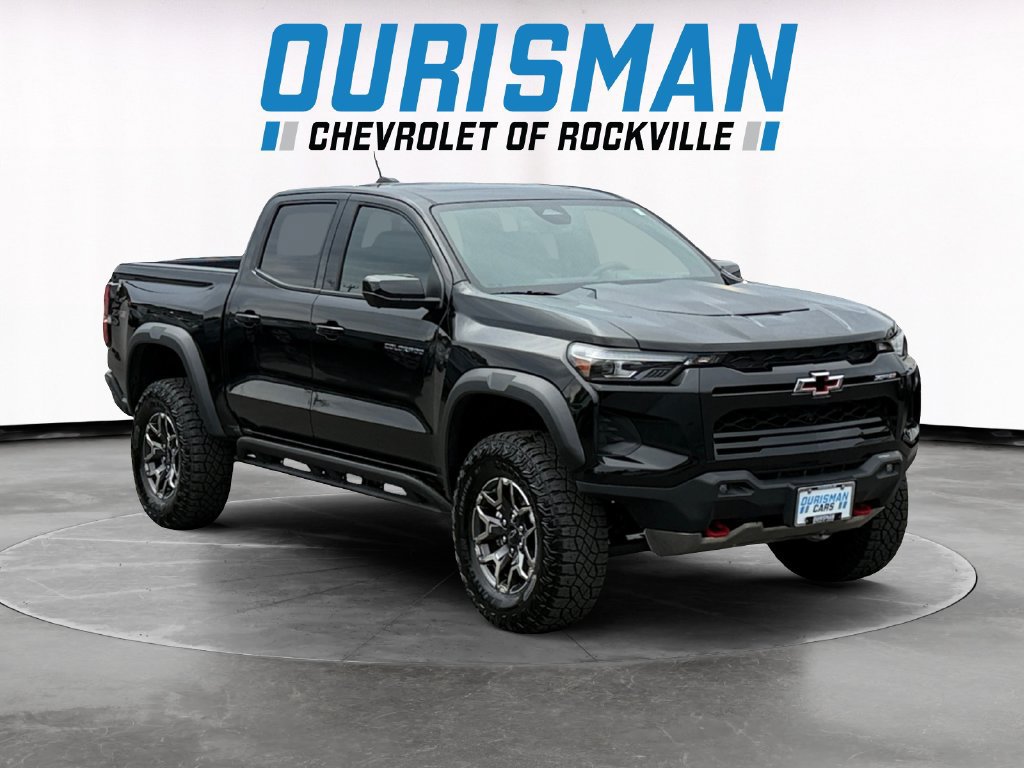 Used 2026 Chevrolet Colorado ZR2 w/ Technology Package AWD/4WD image 1