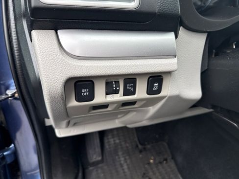 Used 2018 Subaru Forester 2.5i Premium AWD/4WD image 11