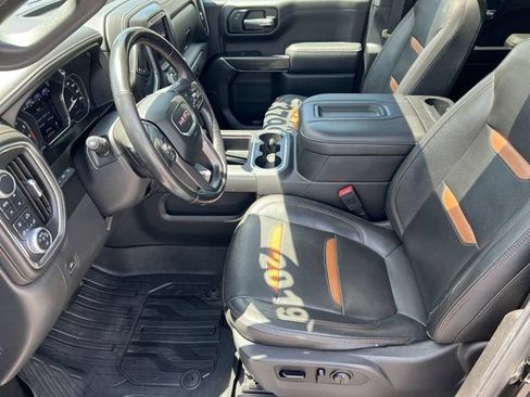 Used 2019 GMC Sierra 1500 AT4 w/ Off Road Performance Package AWD/4WD image 10