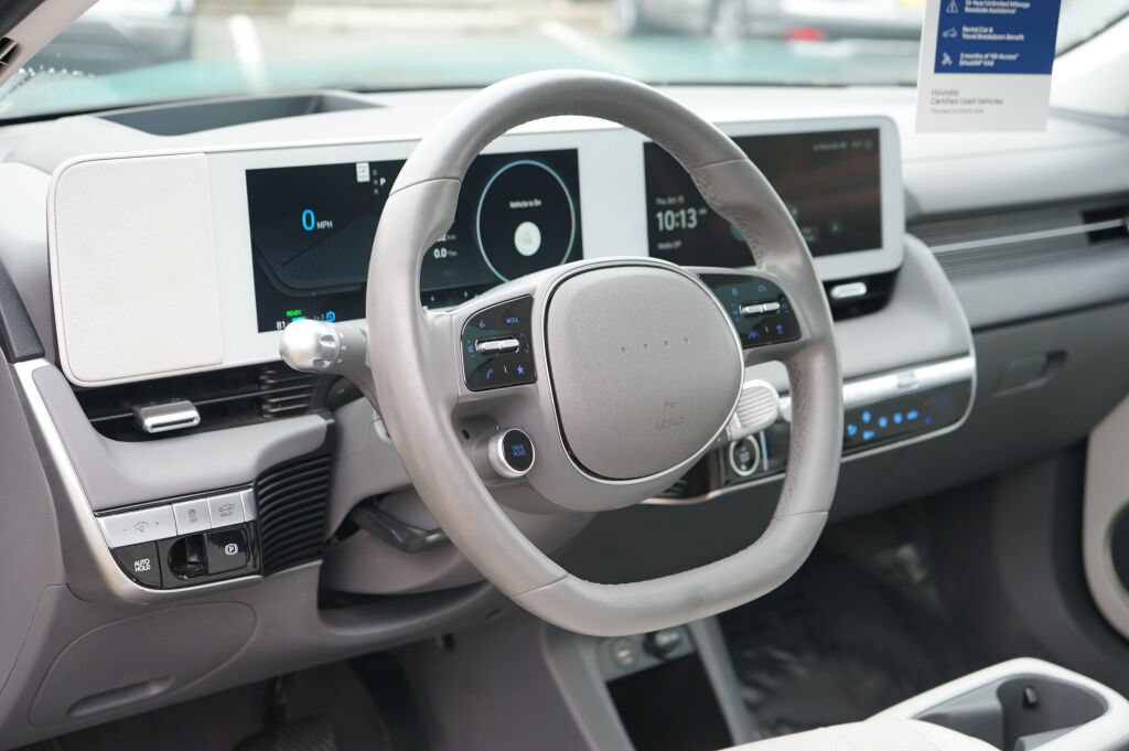 Certified 2024 Hyundai Ioniq 5 Limited RWD image 15