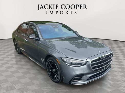 Used 2023 Mercedes-Benz S 500 4MATIC image 3
