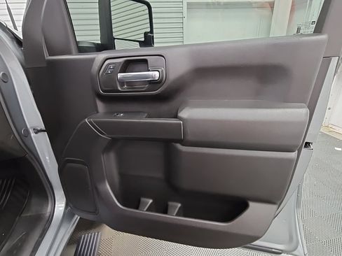 Used 2024 Chevrolet Silverado 2500 Custom w/ Custom Value Package image 34