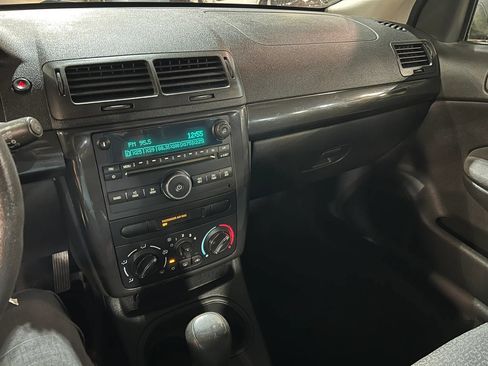 Used 2008 Pontiac G5 FWD image 13