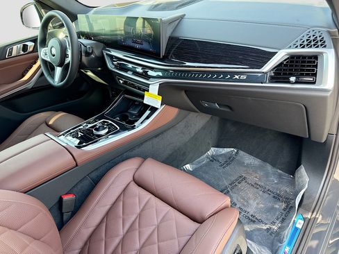 New 2026 BMW X5 sDrive40i w/ Executive Package RWD image 14
