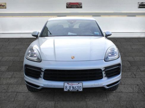 Used 2019 Porsche Cayenne image 2