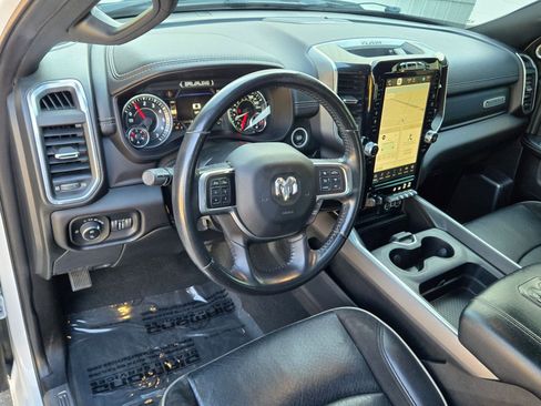 Used 2022 RAM 3500 Laramie image 12