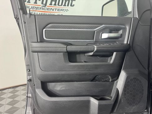 Used 2026 RAM 2500 Big Horn AWD/4WD image 9