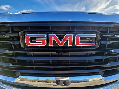 New 2025 GMC Sierra 3500 Pro w/ Convenience Package image 32