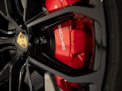 New 2026 Porsche Macan GTS image 47