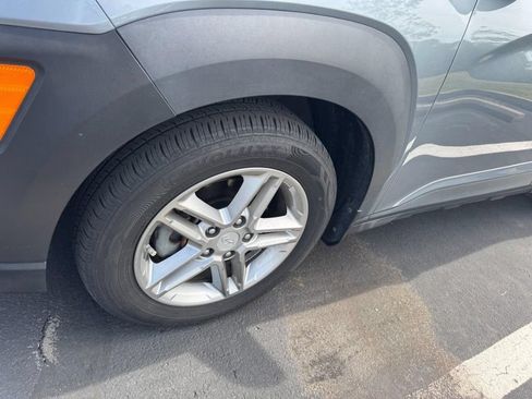 Used 2019 Hyundai Kona SE FWD image 4