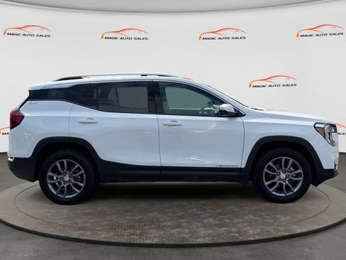 Used 2023 GMC Terrain SLT w/ Tech Package AWD/4WD image 6