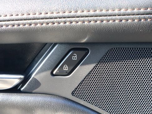 Used 2025 MAZDA MAZDA3 s image 15