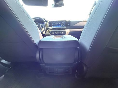 Used 2024 Chevrolet Silverado 1500 LT RWD image 14