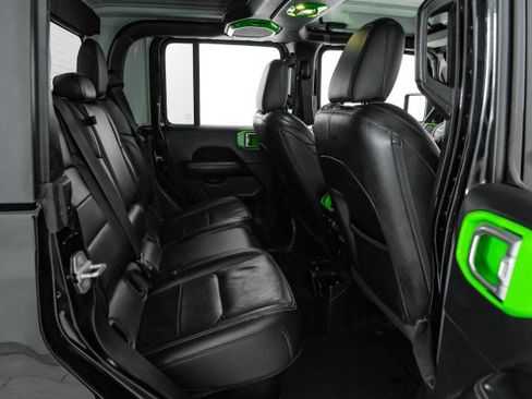 Used 2021 Jeep Gladiator Overland w/ Uconnect 4C Nav & Sound Group image 34