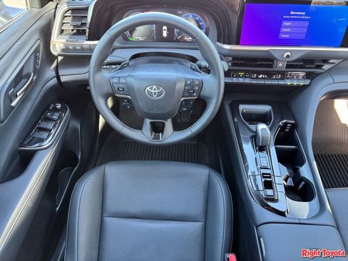 Certified 2026 Toyota Crown Signia AWD/4WD image 16