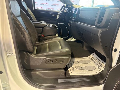 Used 2025 GMC Sierra 1500 SLT image 52