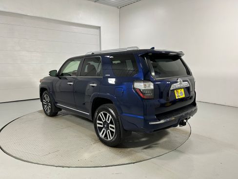 Used 2019 Toyota 4Runner Limited AWD/4WD image 22