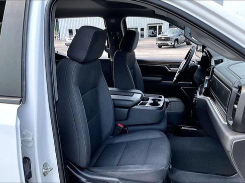 Used 2025 Chevrolet Silverado 1500 LT Trail Boss w/ Protection Package AWD/4WD image 30