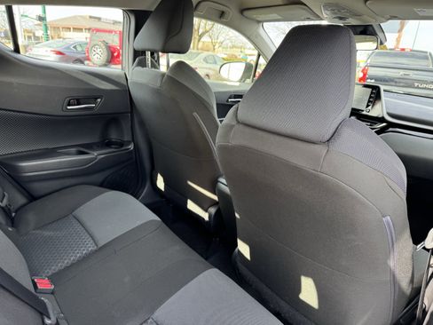 Used 2021 Toyota C-HR LE image 33