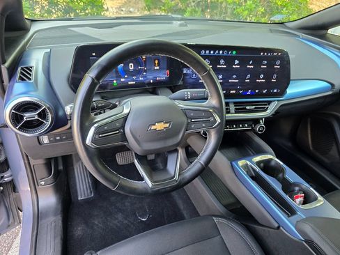 Certified 2024 Chevrolet Equinox EV LT w/ LPO, Blackout Package FWD image 14