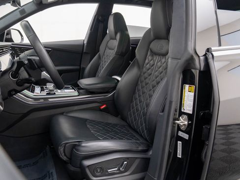 Used 2023 Audi SQ8 Prestige image 16