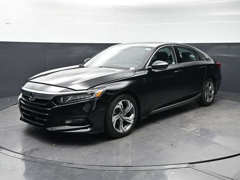 Used 2018 Honda Accord EX image 8