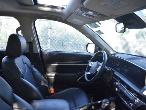 Used 2025 Kia Telluride S FWD image 18