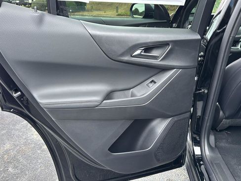 New 2026 Chevrolet Equinox LT w/ Convenience Package II image 15