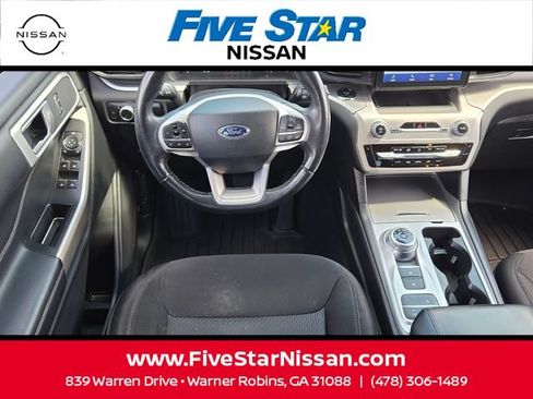 Used 2022 Ford Explorer XLT RWD image 7