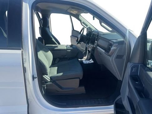 Used 2025 Ford F150 XLT w/ Equipment Group 301A Standard image 15