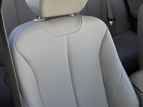 Used 2017 BMW 330i Sedan image 34