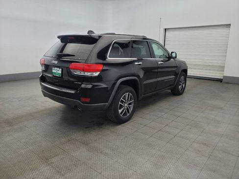 Used 2017 Jeep Grand Cherokee Limited AWD/4WD image 9