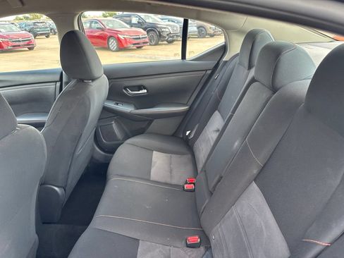 Certified 2025 Nissan Sentra SR FWD image 37