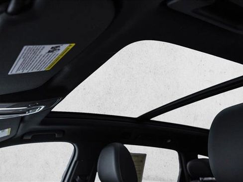 Used 2025 Audi Q7 3.0T Premium Plus image 11