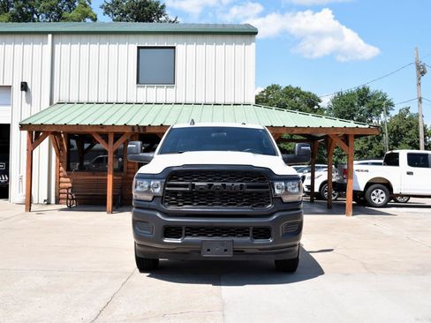 Used 2023 RAM 2500 Tradesman AWD/4WD image 3