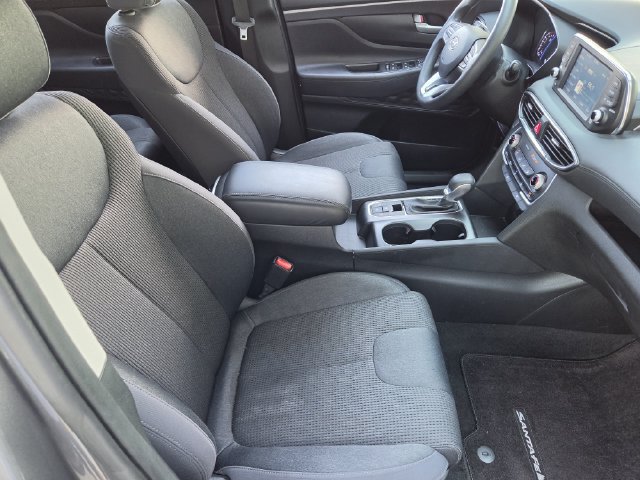Used 2019 Hyundai Santa Fe SEL FWD image 17
