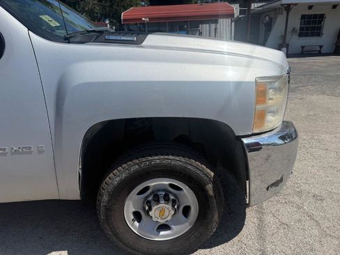 Used 2009 Chevrolet Silverado 2500 W/T RWD image 8