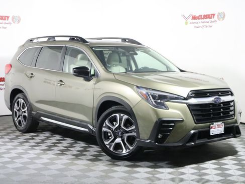 Used 2024 Subaru Ascent Limited w/ Technology Package image 2